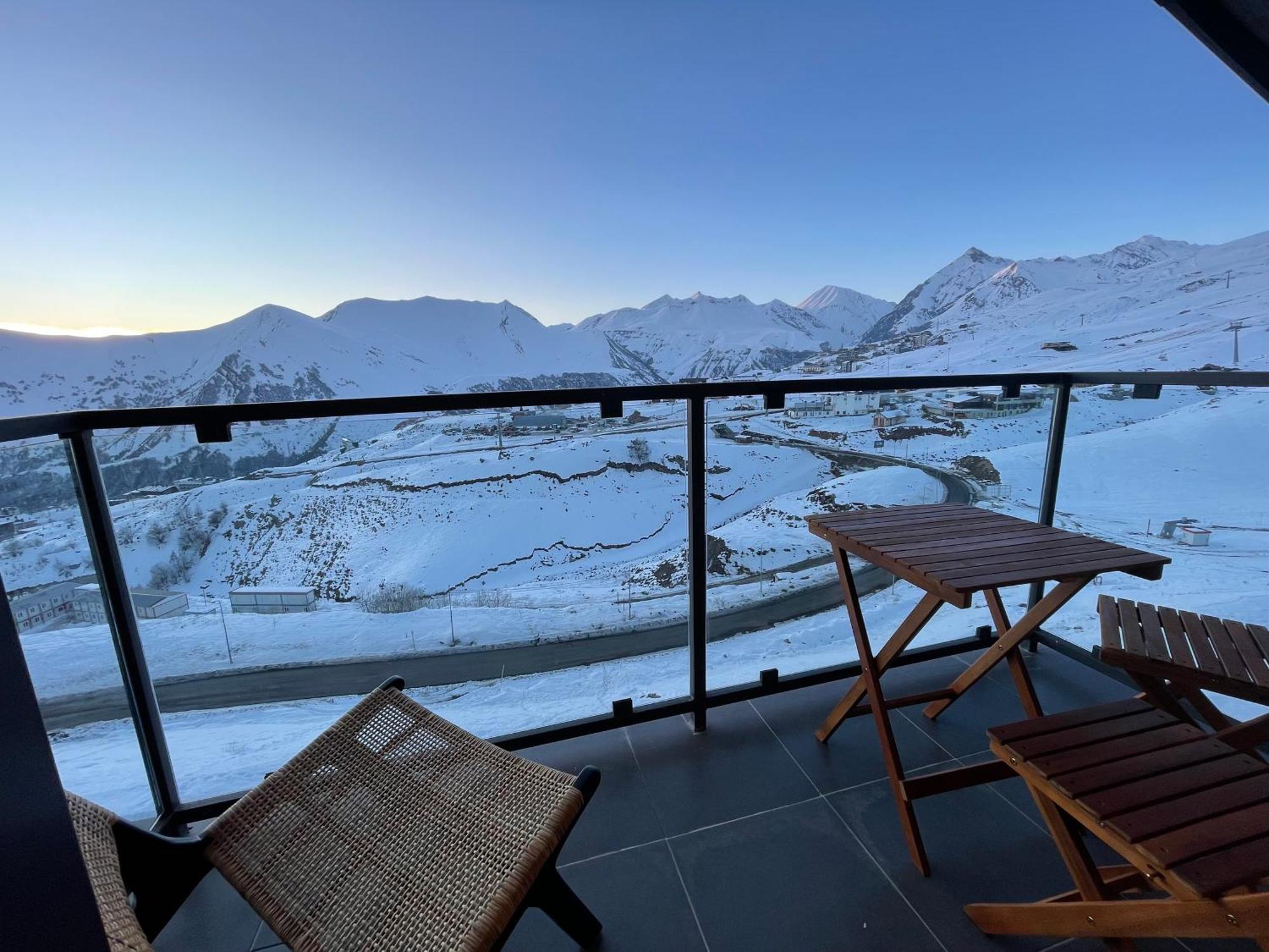 Four Season Gudauri Apartamento Exterior foto